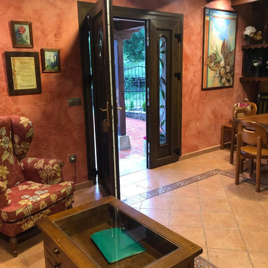 Hotel Restaurante La Carasca Orlé Extérieur photo